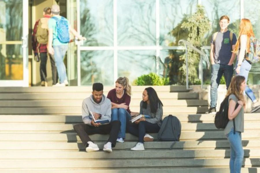 Học Pre-IELTS bắt đầu từ đâu để xây nền đúng và sẵn sàng bước vào IELTS?